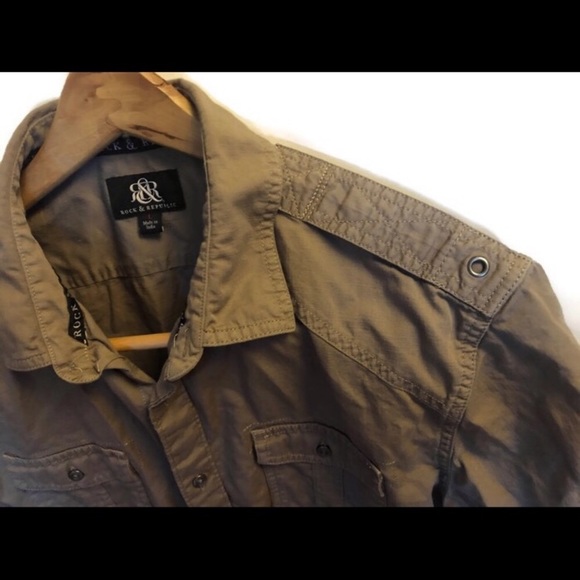 Rock & Republic Other - Rock & Republic Men’s Short Sleeve Button Down